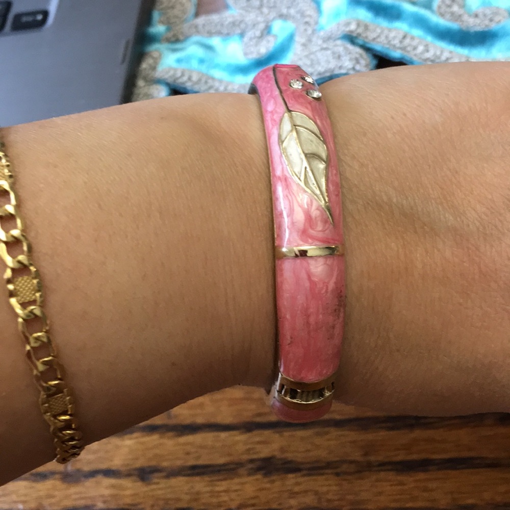 Pink bracelet - Picture 4 of 4